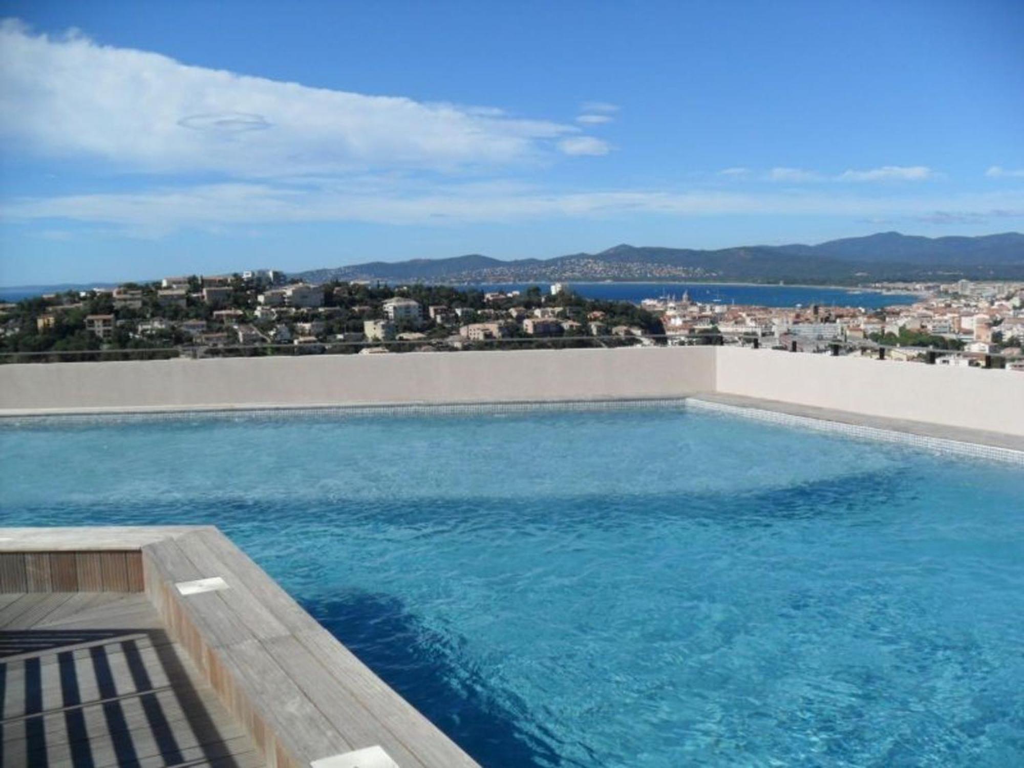 Appt Confort 3 Pieces Avec Terrasse Et Piscine A Saint-Raphael - Fr-1-226A-124 المظهر الخارجي الصورة